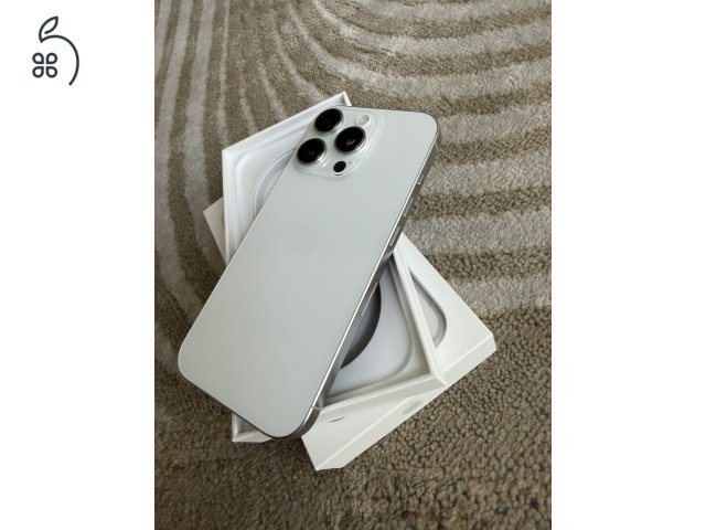 Eladó iPhone 16 Pro (128 GB)