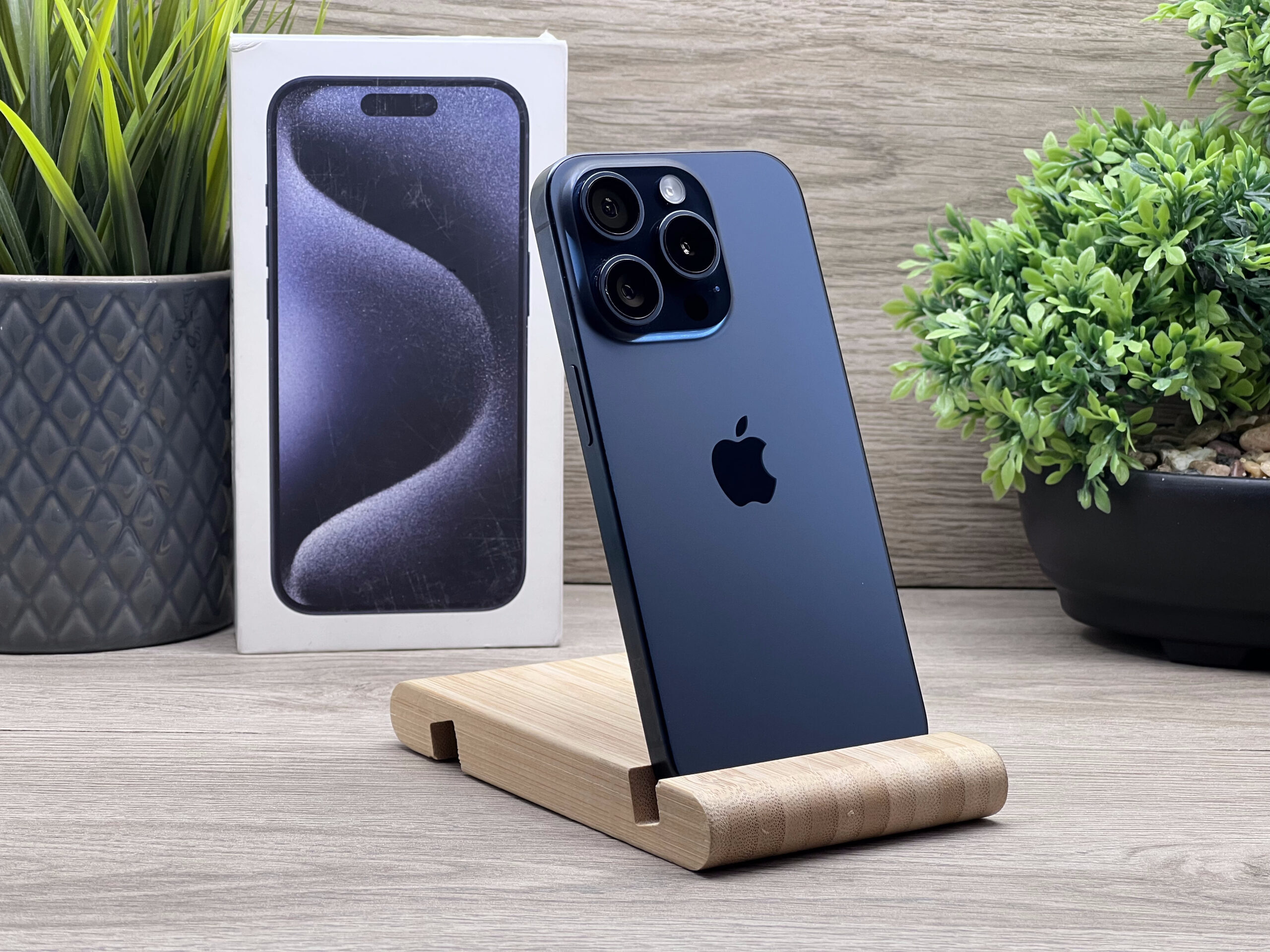 iPhone 15 Pro Blue Titanium 256GB 2 ÉV Garanciával 92%