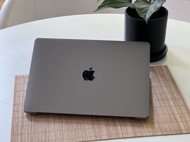 MacBook Air 2020 M1 13” 256GB 8GB 2 ÉV Garanciával