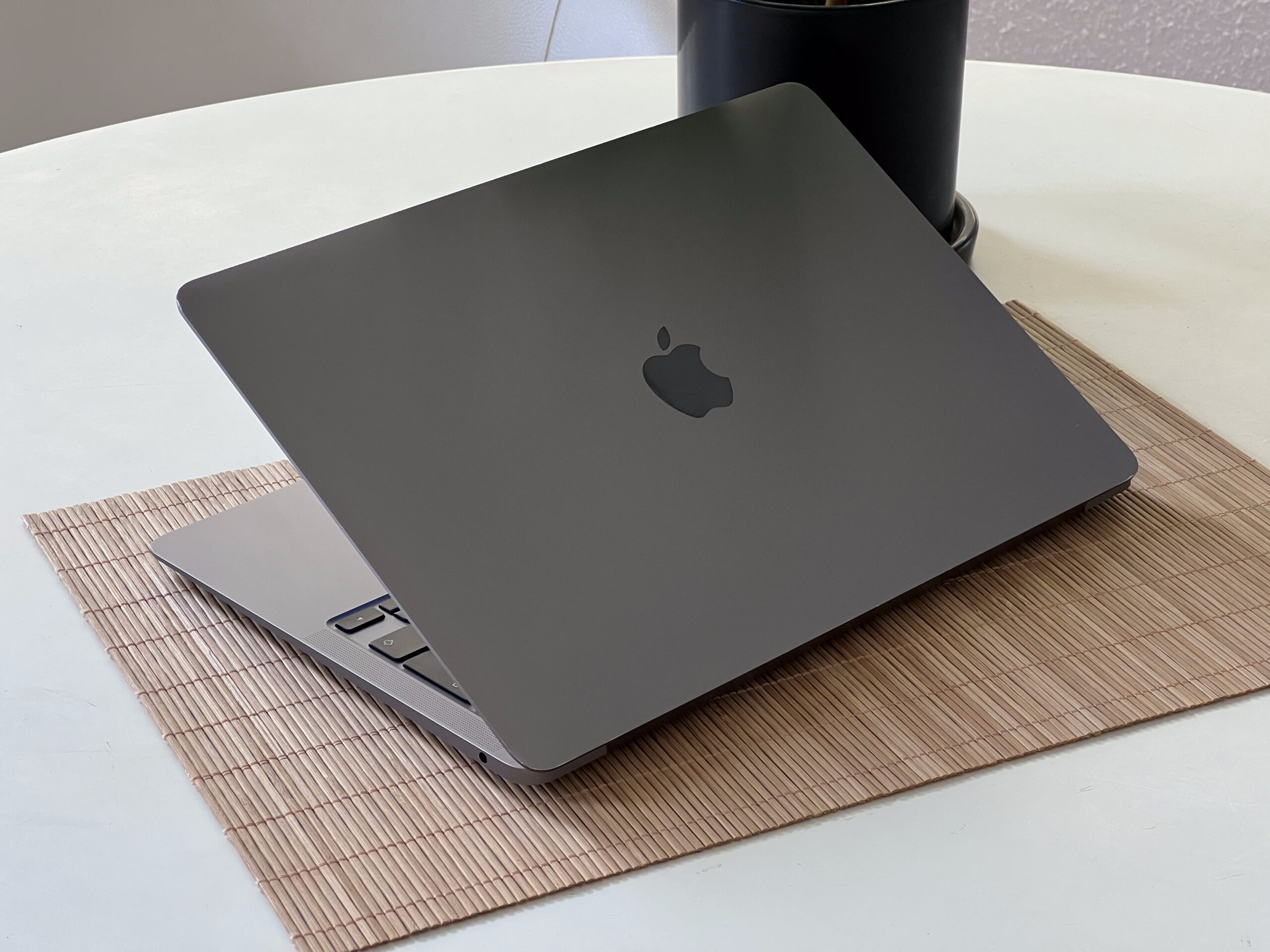 MacBook Air 2020 M1 13” 256GB 8GB 2 ÉV Garanciával