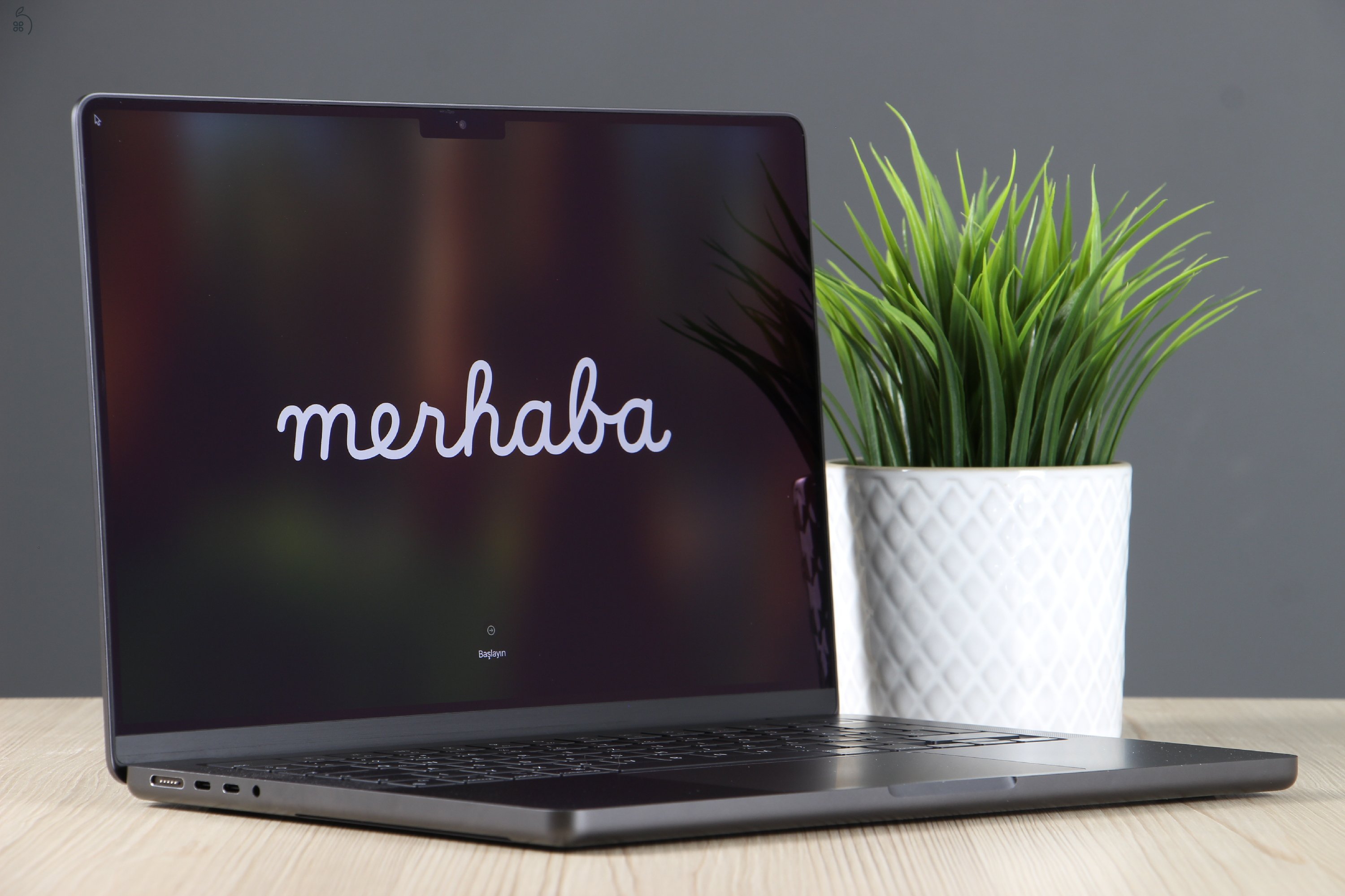 Újszerű Apple Macbook Pro 14