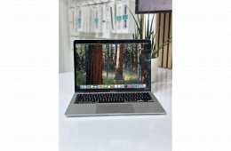 MacBook Air 13