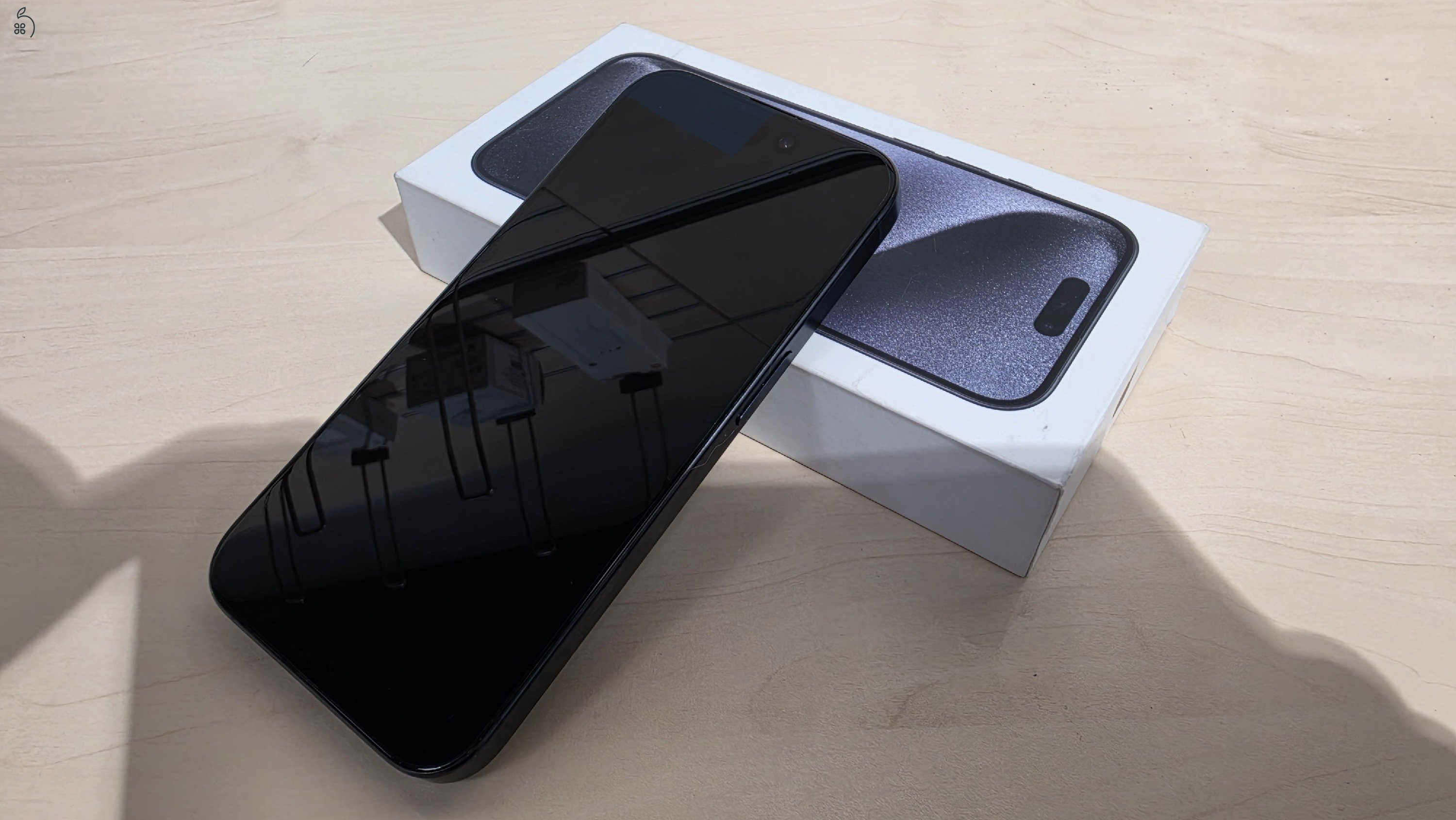 ​???? Eladó iPhone 15 Pro – 128 GB – Titánkék