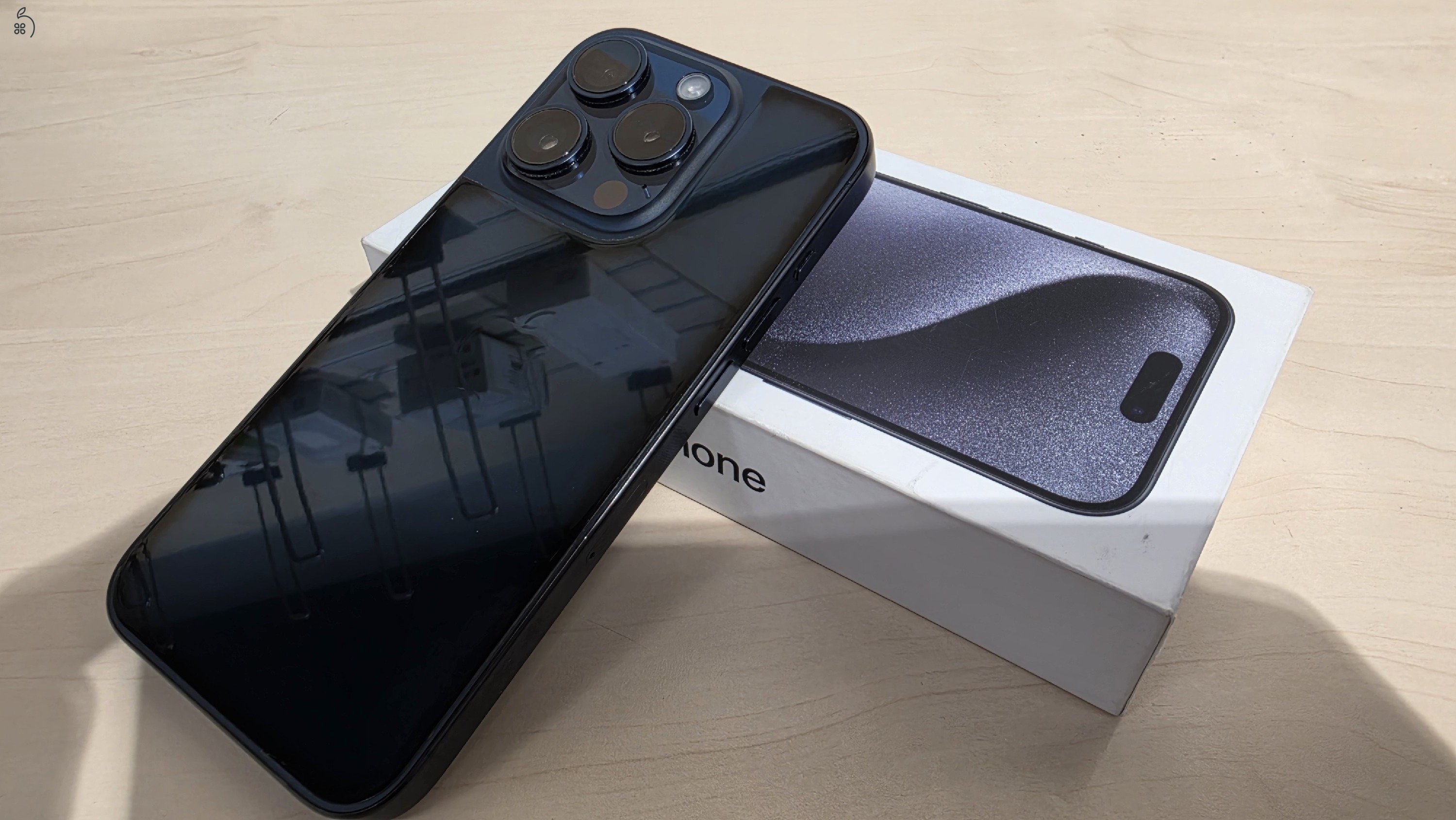 ​???? Eladó iPhone 15 Pro – 128 GB – Titánkék