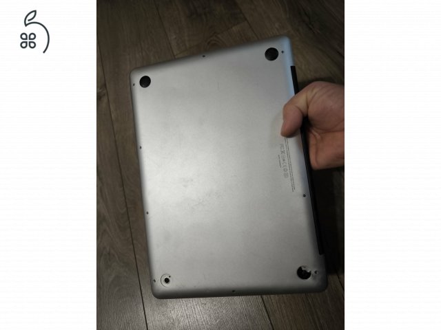 Apple MacBook Pro 13” Mid 2012 i7 / 12GB RAM / SSD
