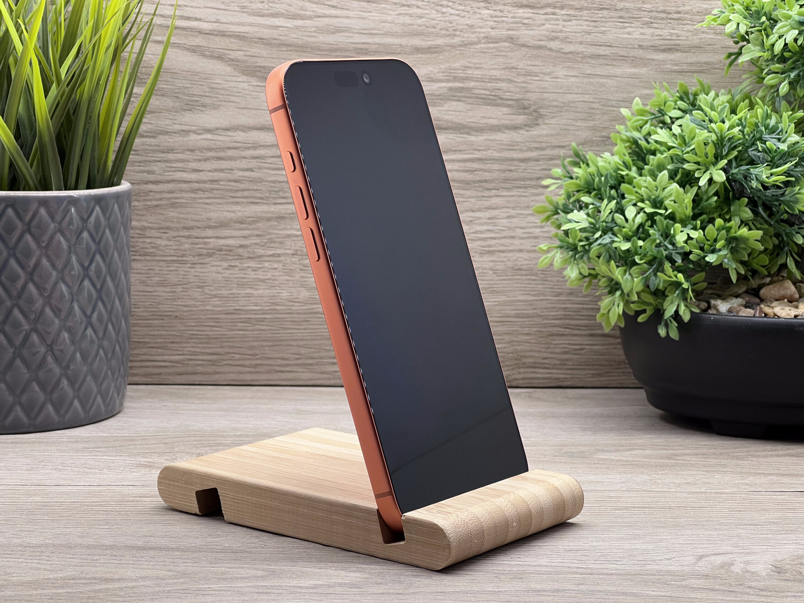 Hibátlan iPhone 17 Pro Max Cosmic orange 256GB e-SIM 2 ÉV Garanciával 100%