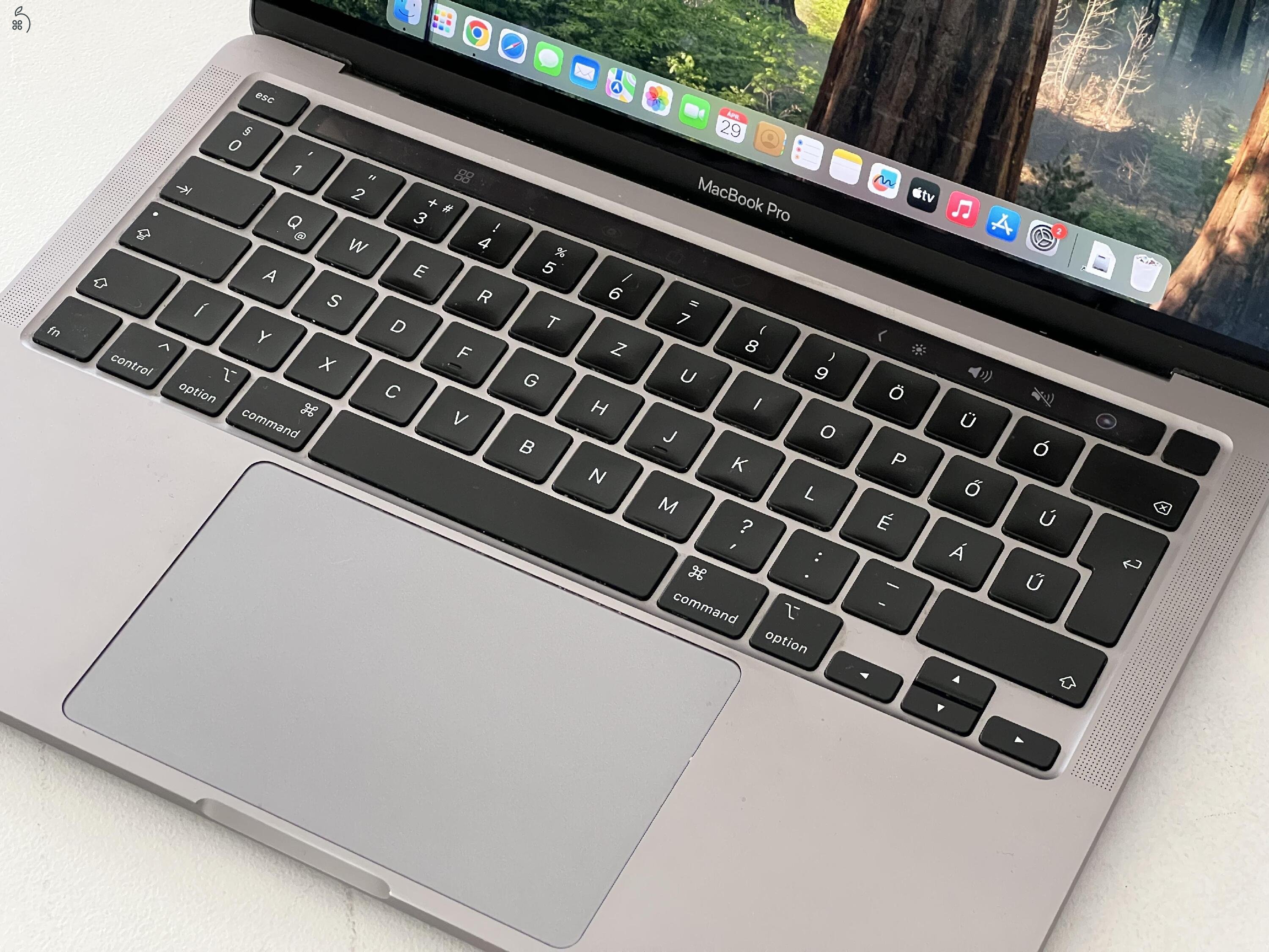 MacBook Pro 13 Touch Bar/QC i5 1.4GHz/16GB/256GB SSD/Intel Iris Plus Graphics 645/Space Grey - HUN KB