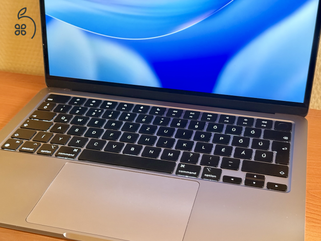 Apple MacBook Air 13 2022, M2 8 Cores, 8 GB, 8 core GPU, 256 GB, Space Gray