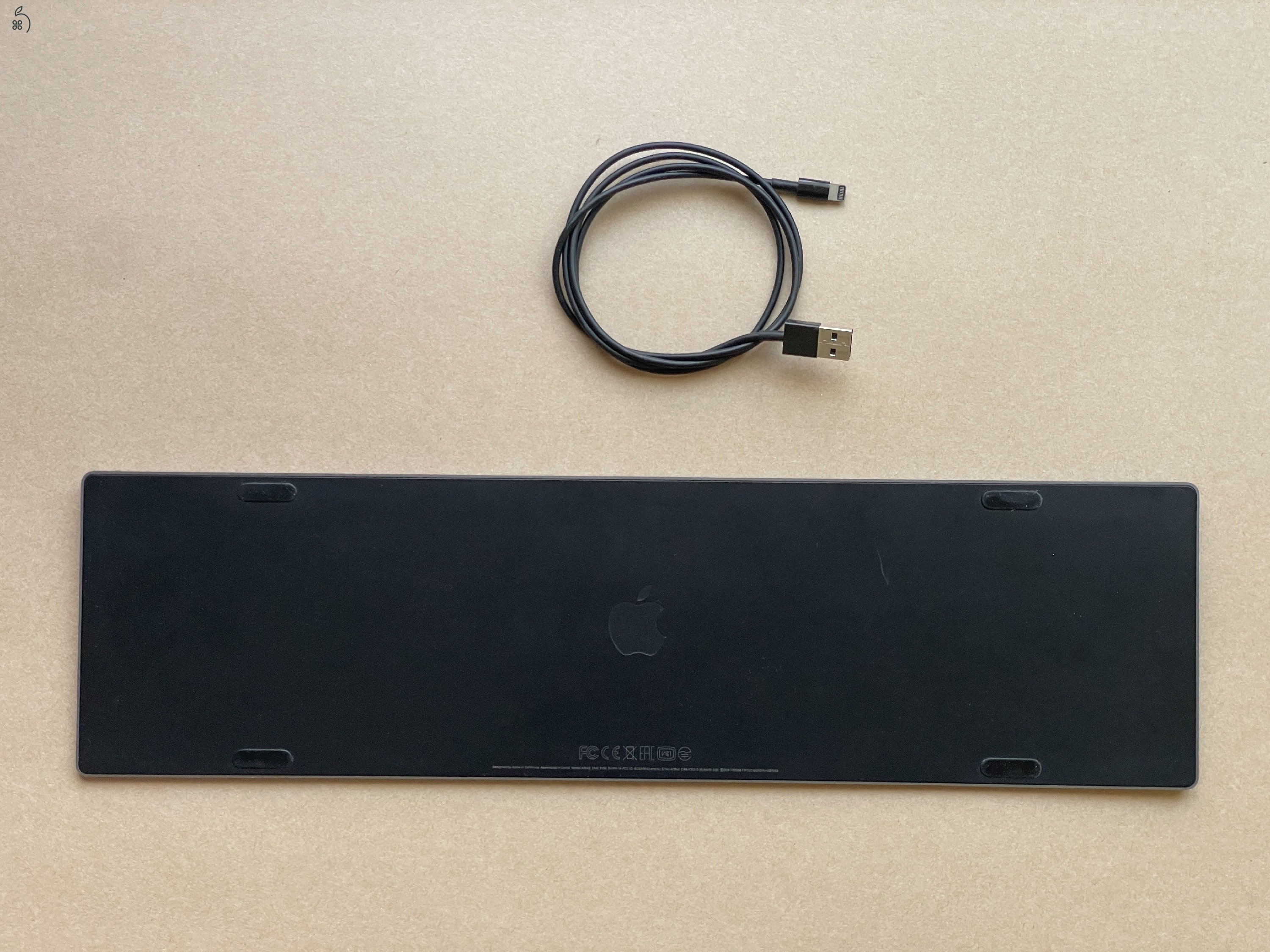 Apple Magic Keyboard Numerikus (A1843) angol, asztroszürke