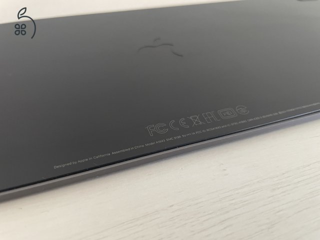 Apple Magic Keyboard Numerikus (A1843) angol, asztroszürke