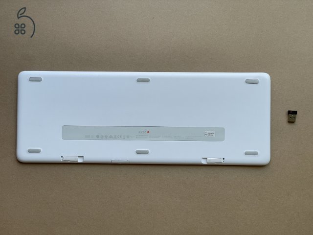 Logitech K750 Solar Mac billentyűzet