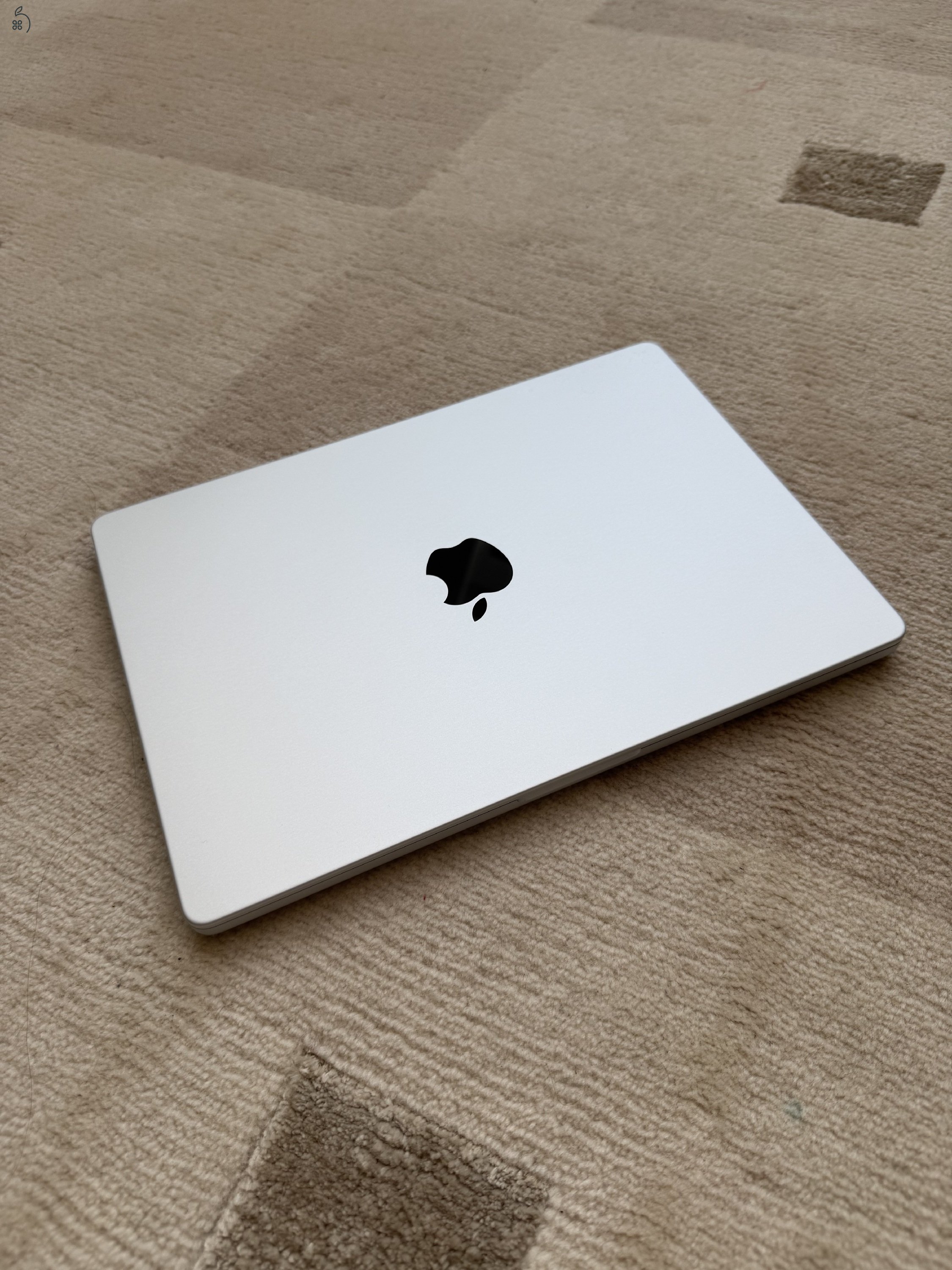 MacBook Pro 14