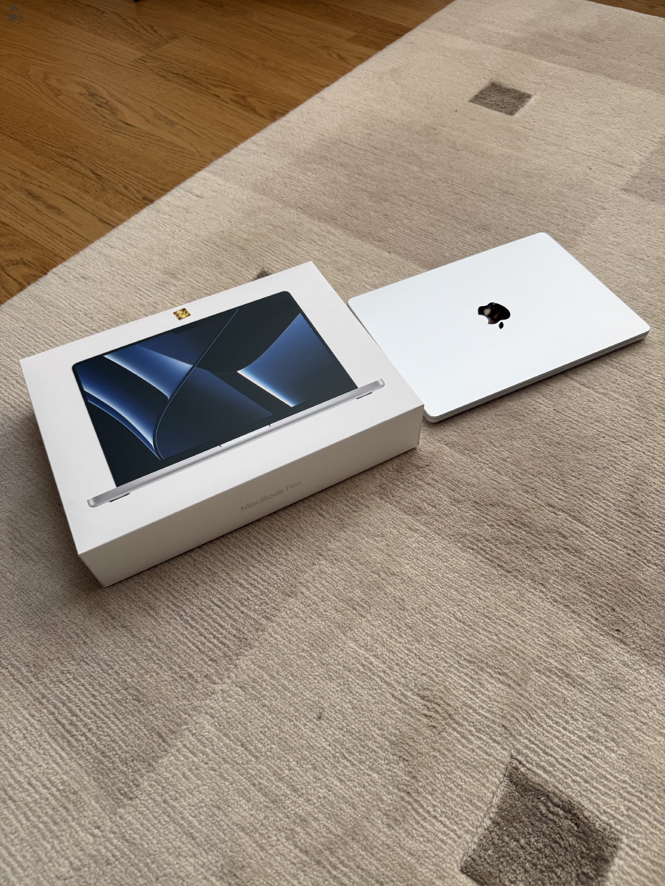 MacBook Pro 14