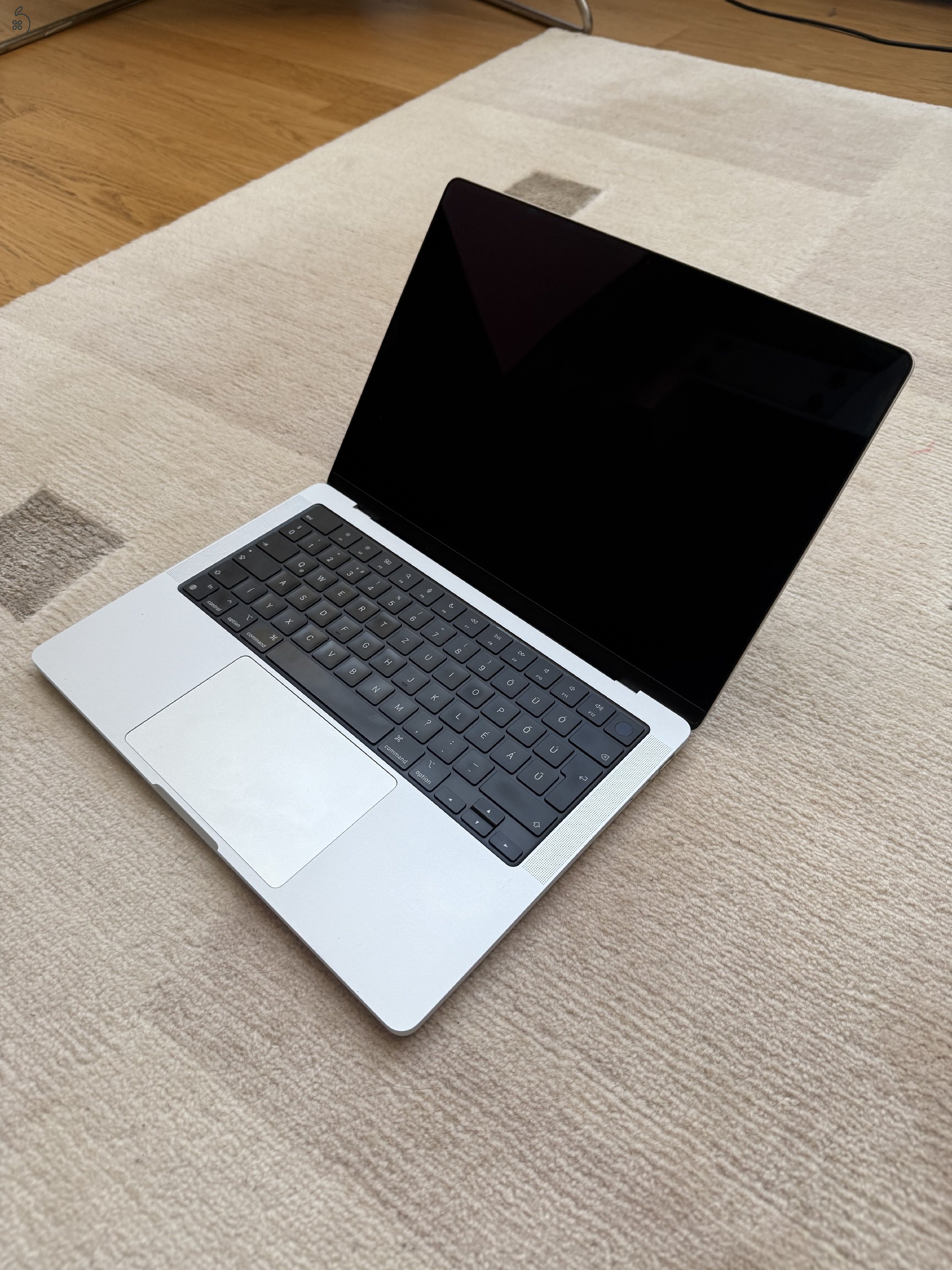 MacBook Pro 14