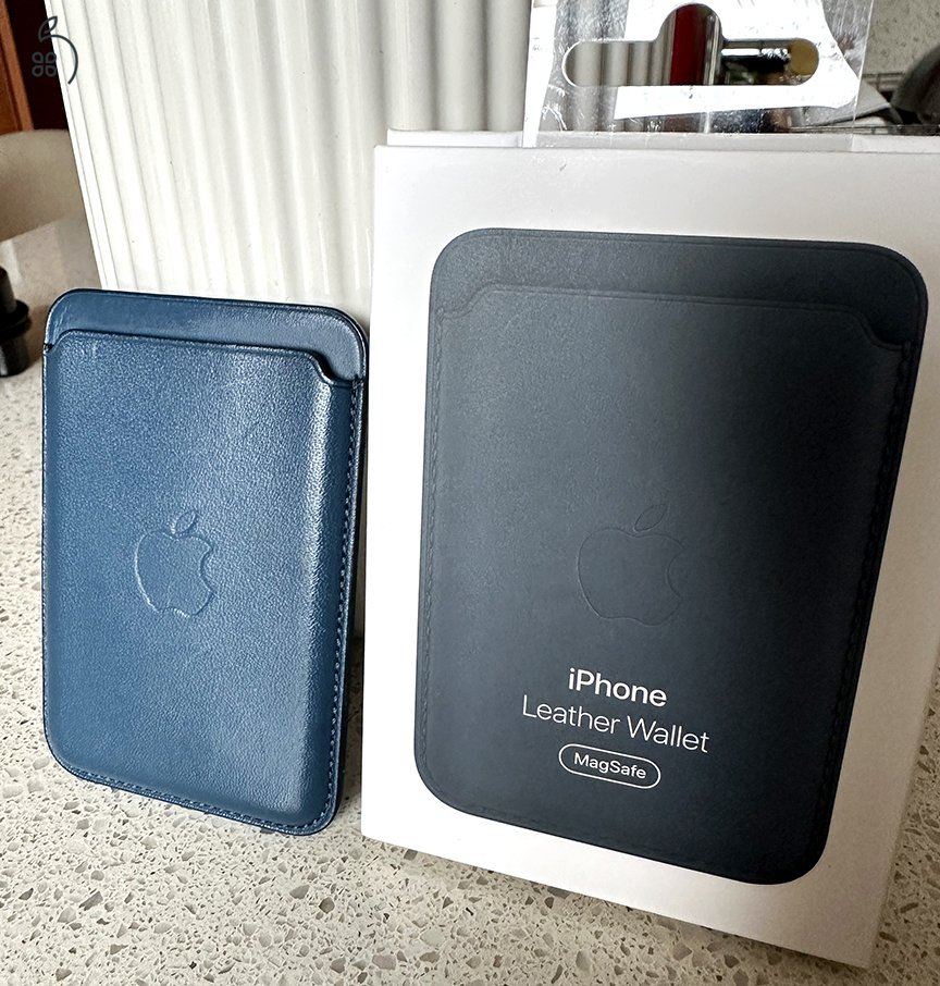 Apple iPhone Leather Wallet MagSafe – Baltic Blue (Eredeti Apple, USA)