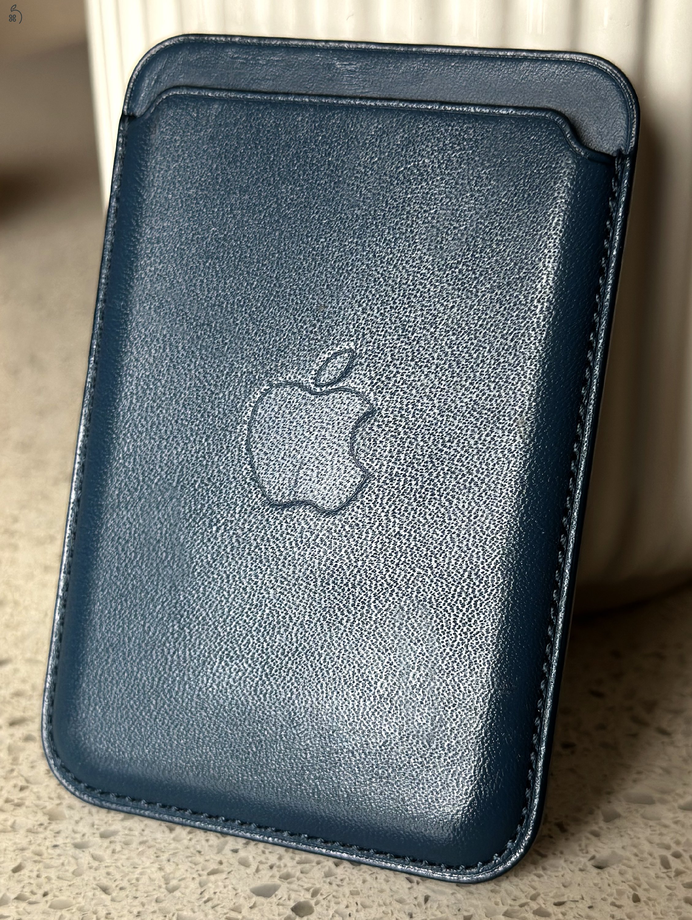 Apple iPhone Leather Wallet MagSafe – Baltic Blue (Eredeti Apple, USA)