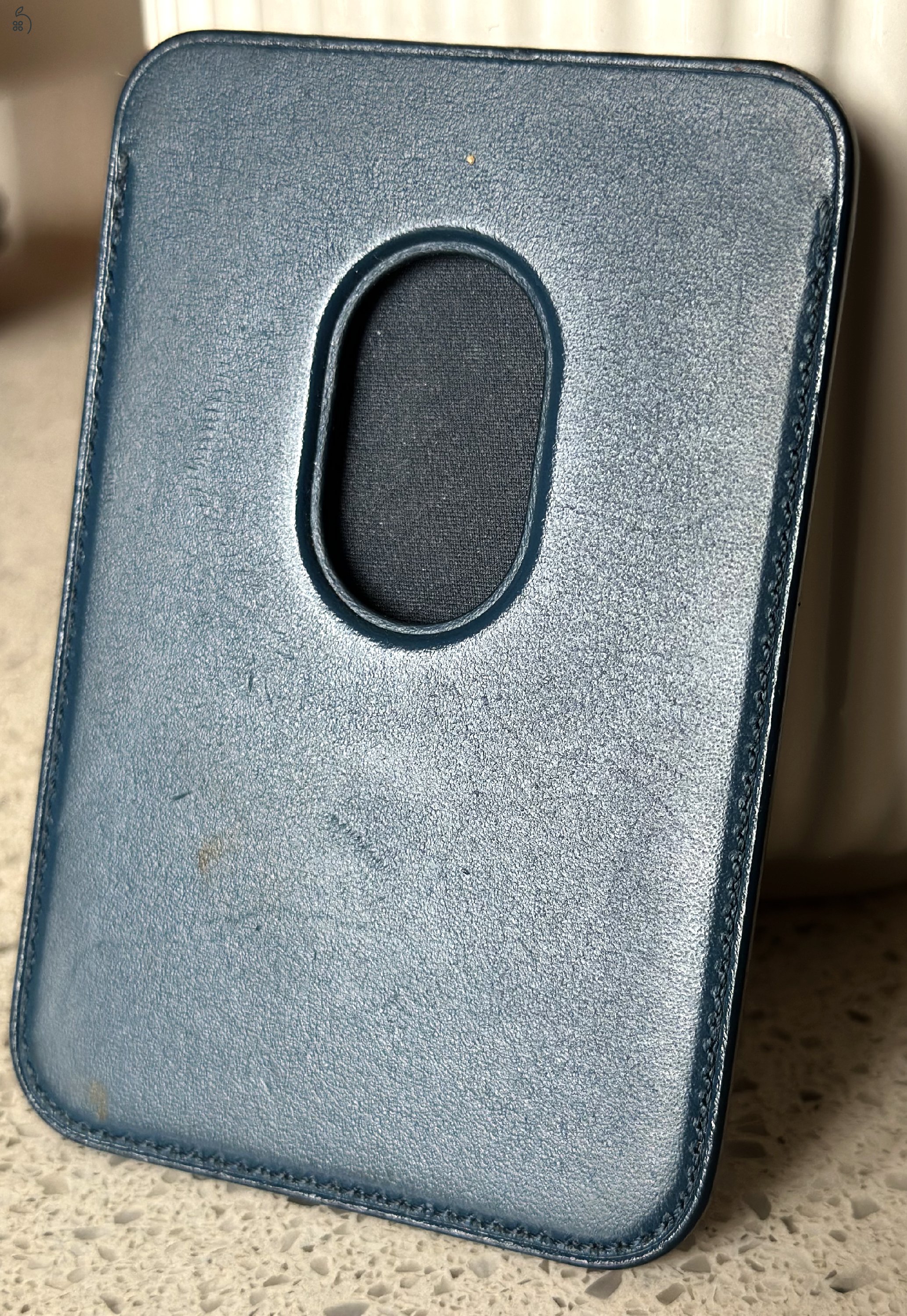 Apple iPhone Leather Wallet MagSafe – Baltic Blue (Eredeti Apple, USA)