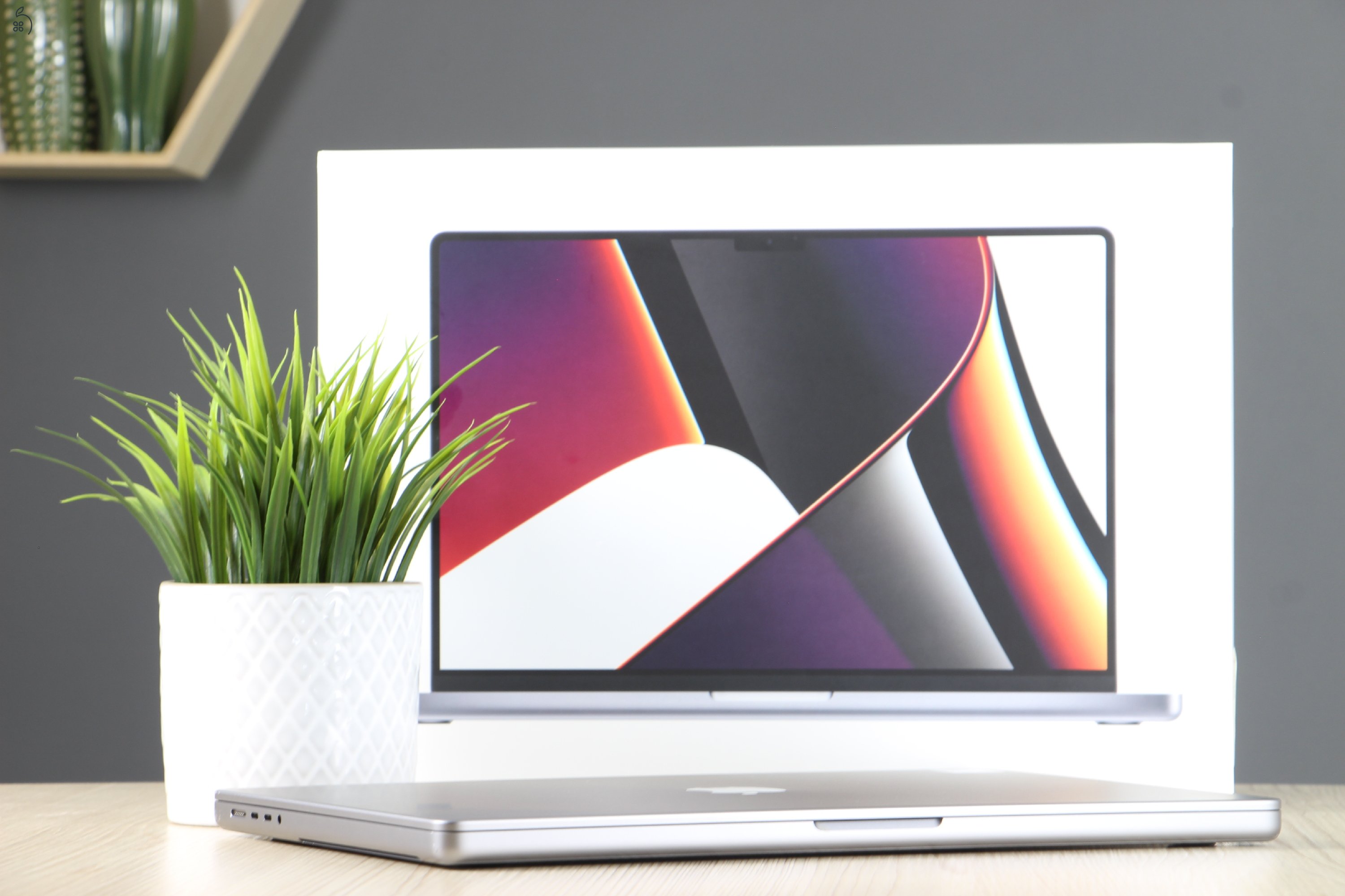 Apple Macbook Pro 16