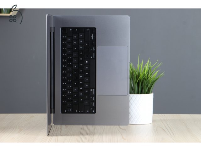 Apple Macbook Pro 16