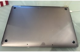 2017 Apple MacBook Pro 15” Retina – Space Gray - Touch Bar - US Model