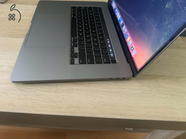  APPLE MACBOOK PRO A2141 i9-9980HK 2.40GHZ  512GB SSD 32GB