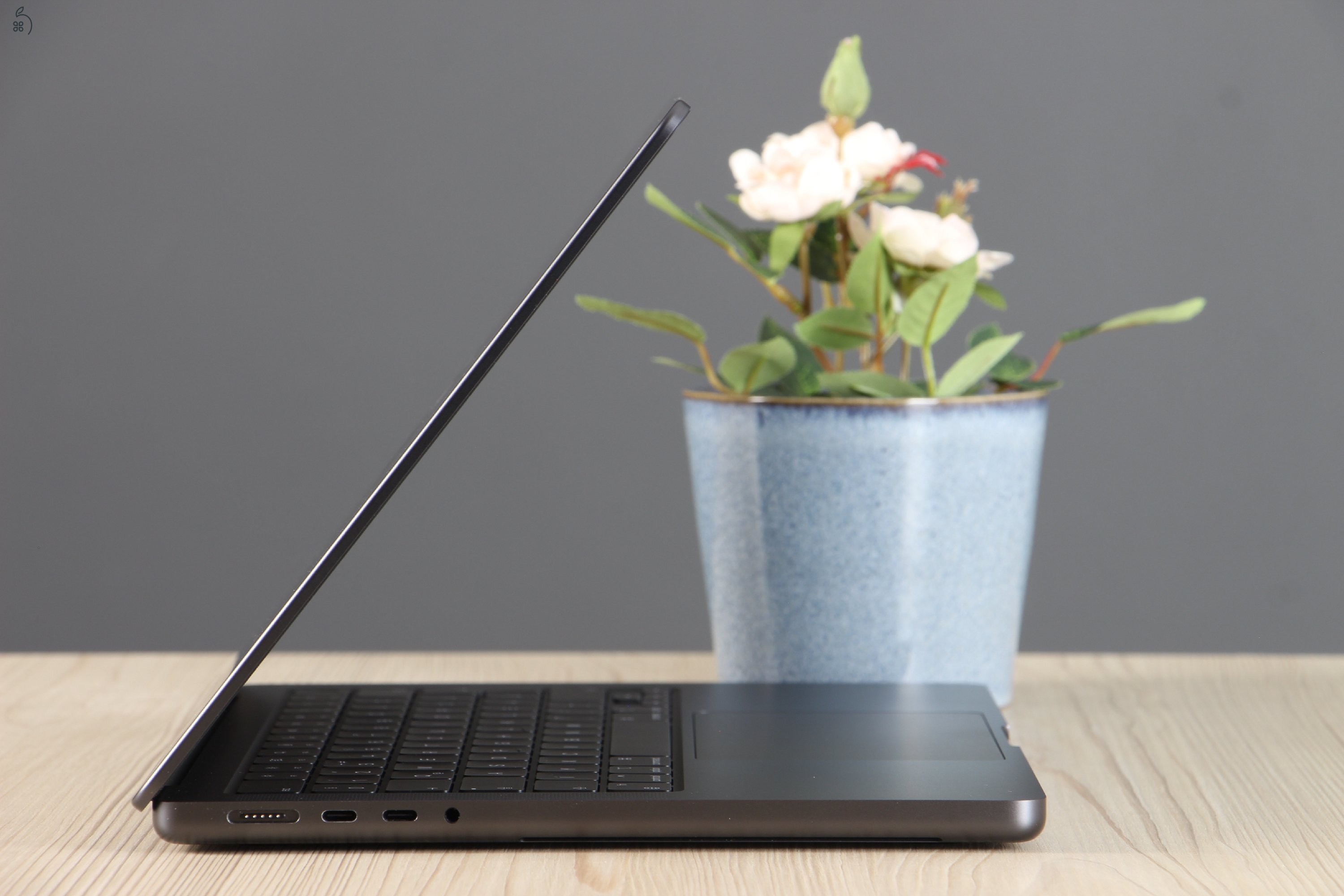 Apple Macbook Pro 14
