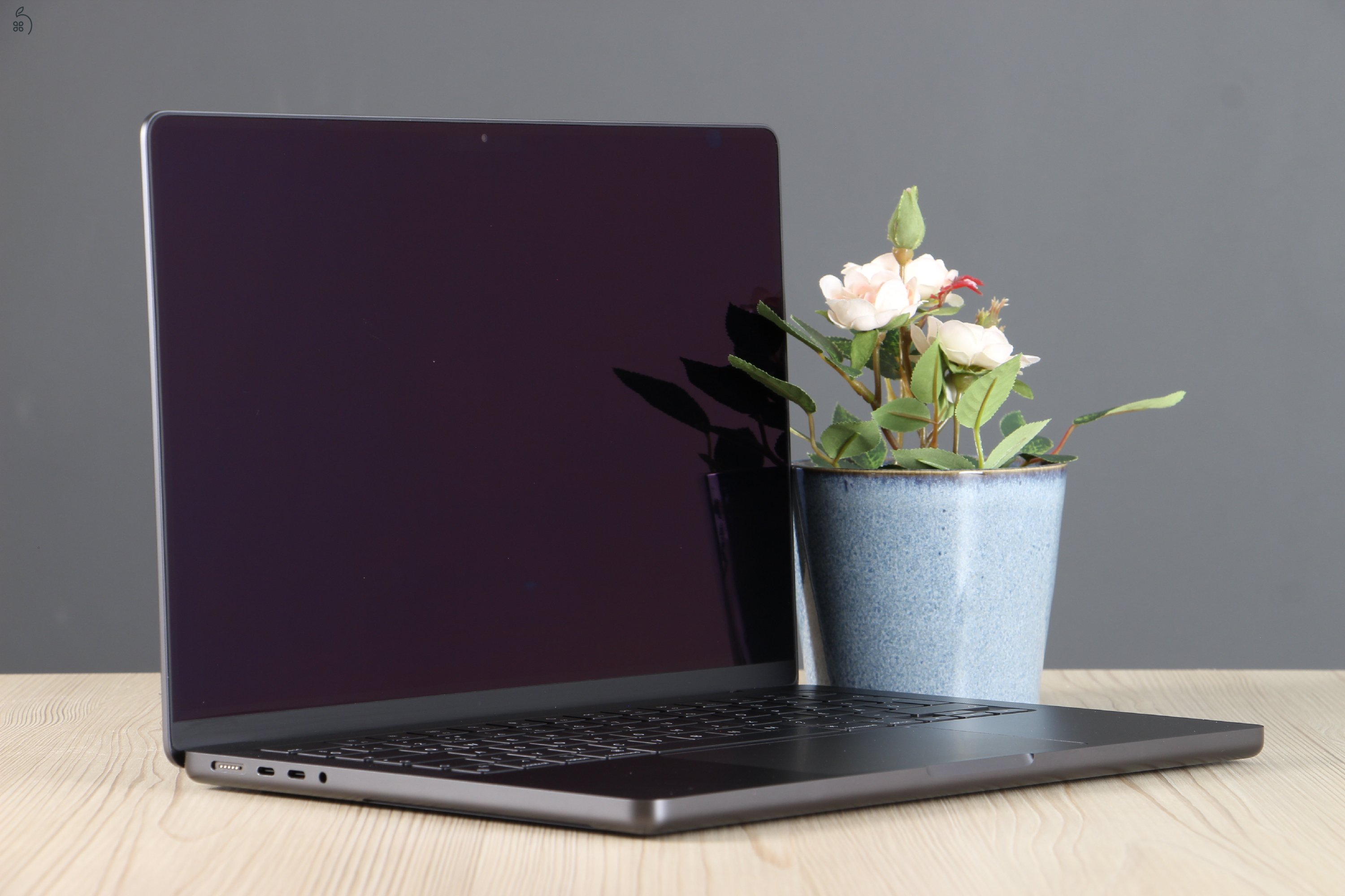 Apple Macbook Pro 14