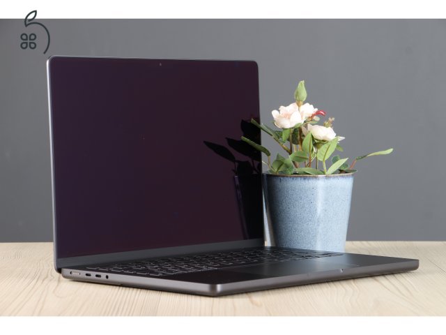 Apple Macbook Pro 14