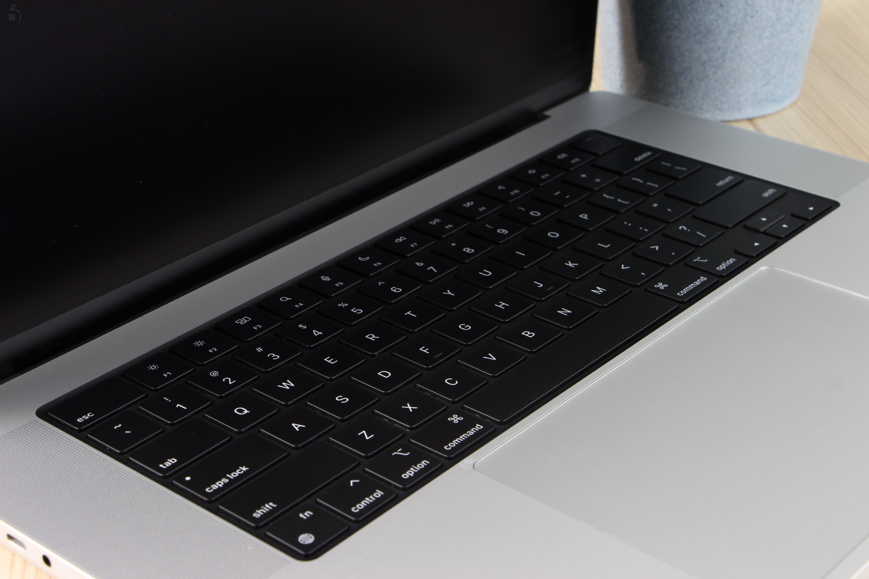 Apple Macbook Pro 16