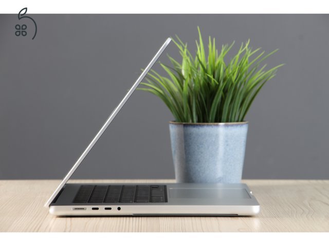 Apple Macbook Pro 16