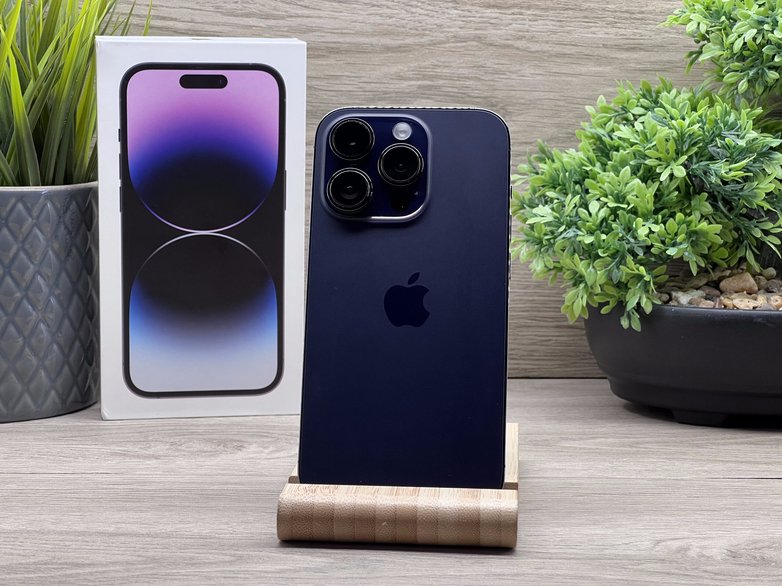 Hibátlan iPhone 14 Pro Deep Purple 256GB 2 ÉV Garanciával 91%