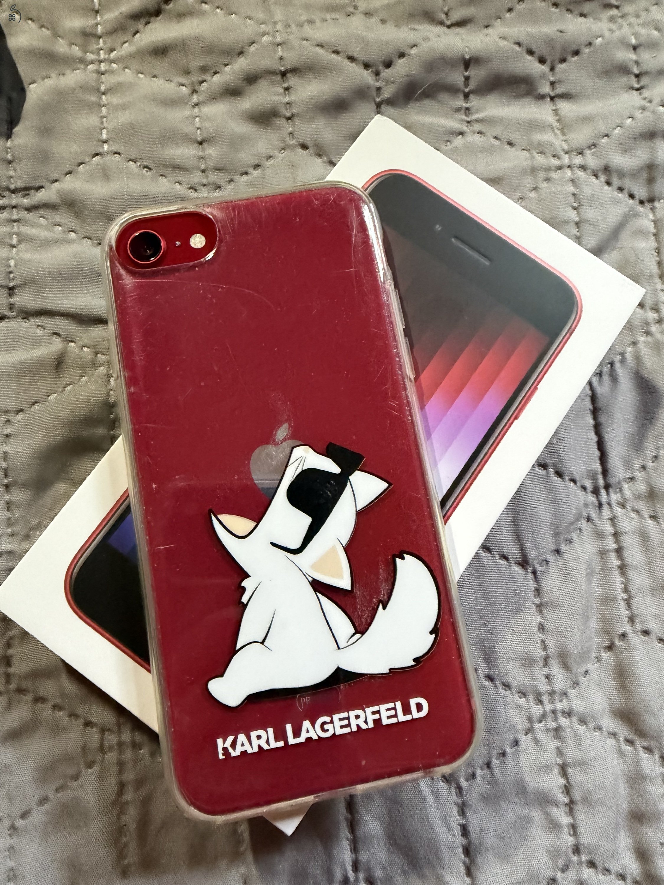 ELADÓ iPhone SE 3Gen (2022), red, 64Gb