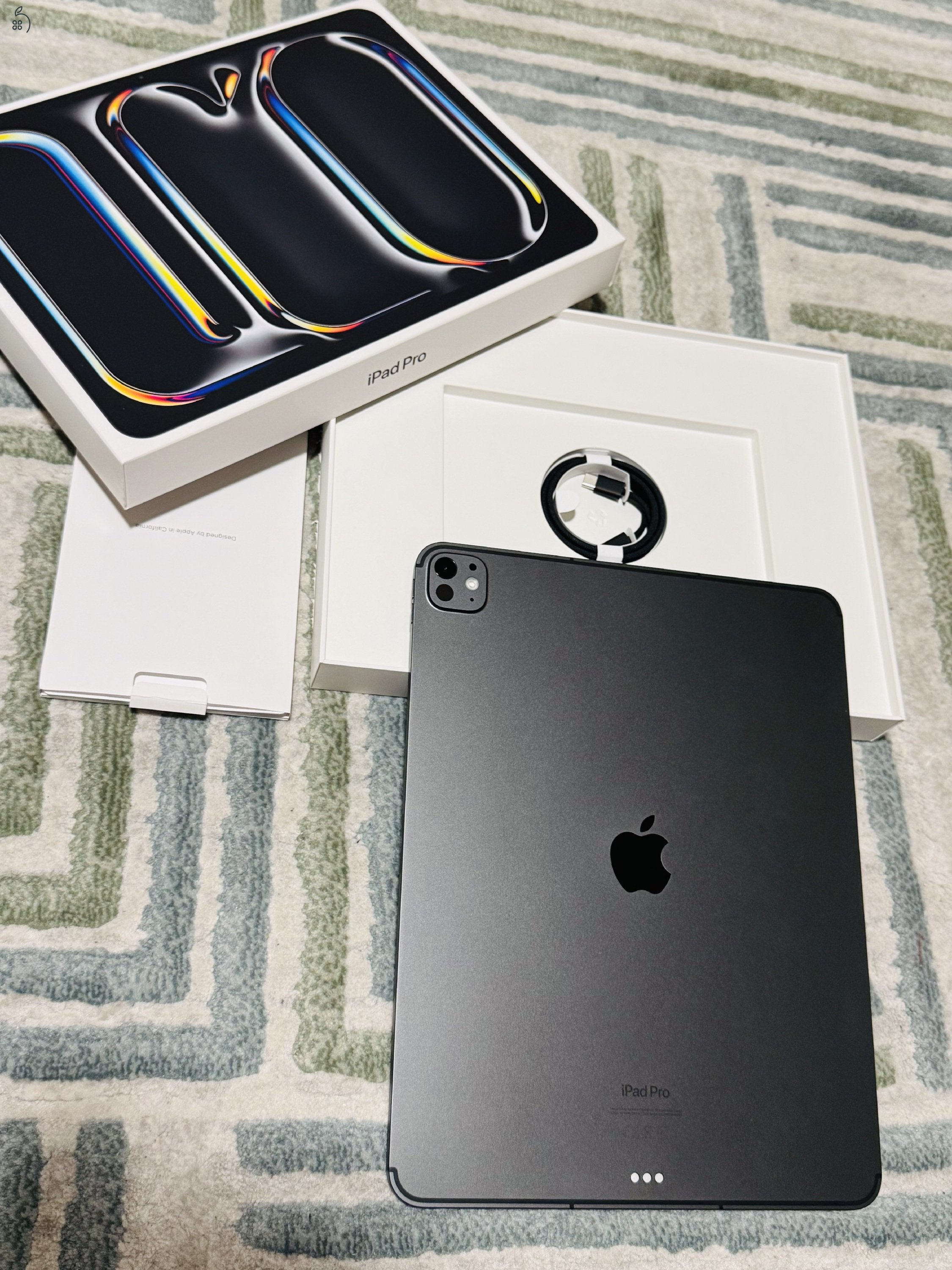 iPad PRO 13” M4 CHIP! 256GB WIFI + 5G Cellular sim gyönyörű! Fulldoboz!