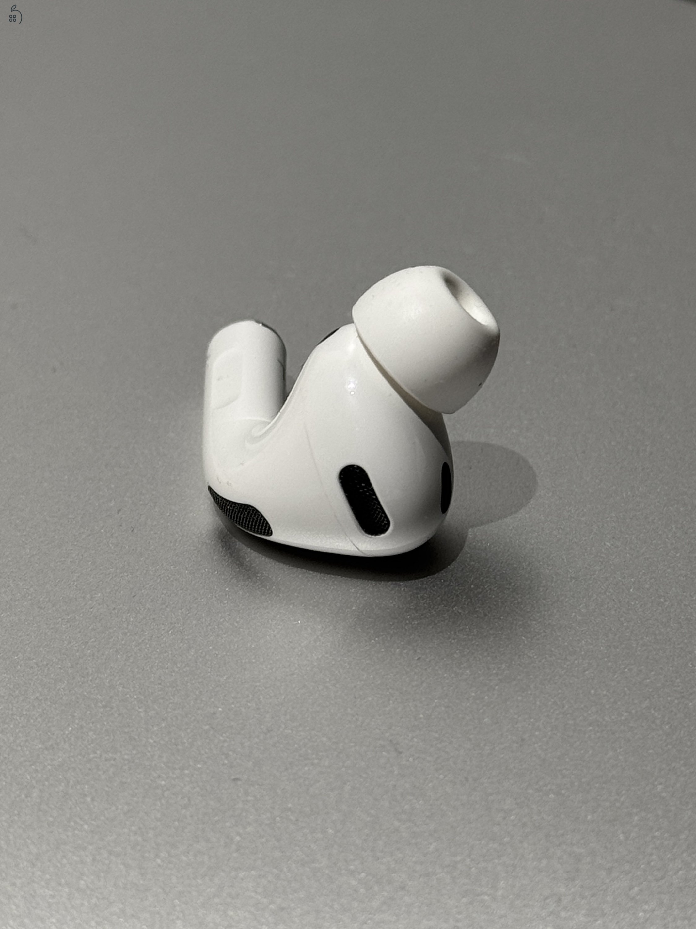 Apple AirPods Pro 3 Bal/ Jobb oldal