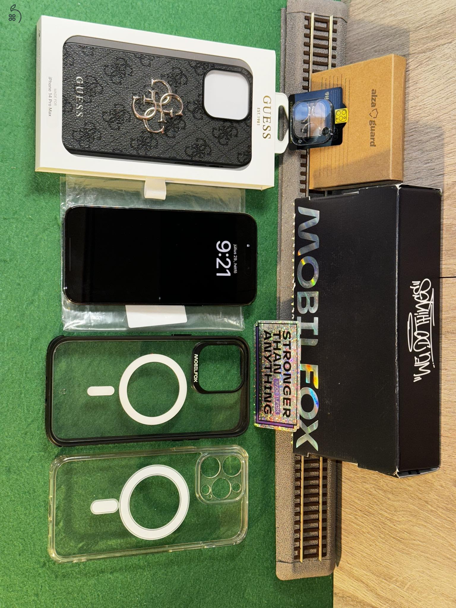 Apple iPhone 14 ProMax mobiltelefon, karcmentes, hibátlan, újszerű állapotban, sok + ajándékkal !!!