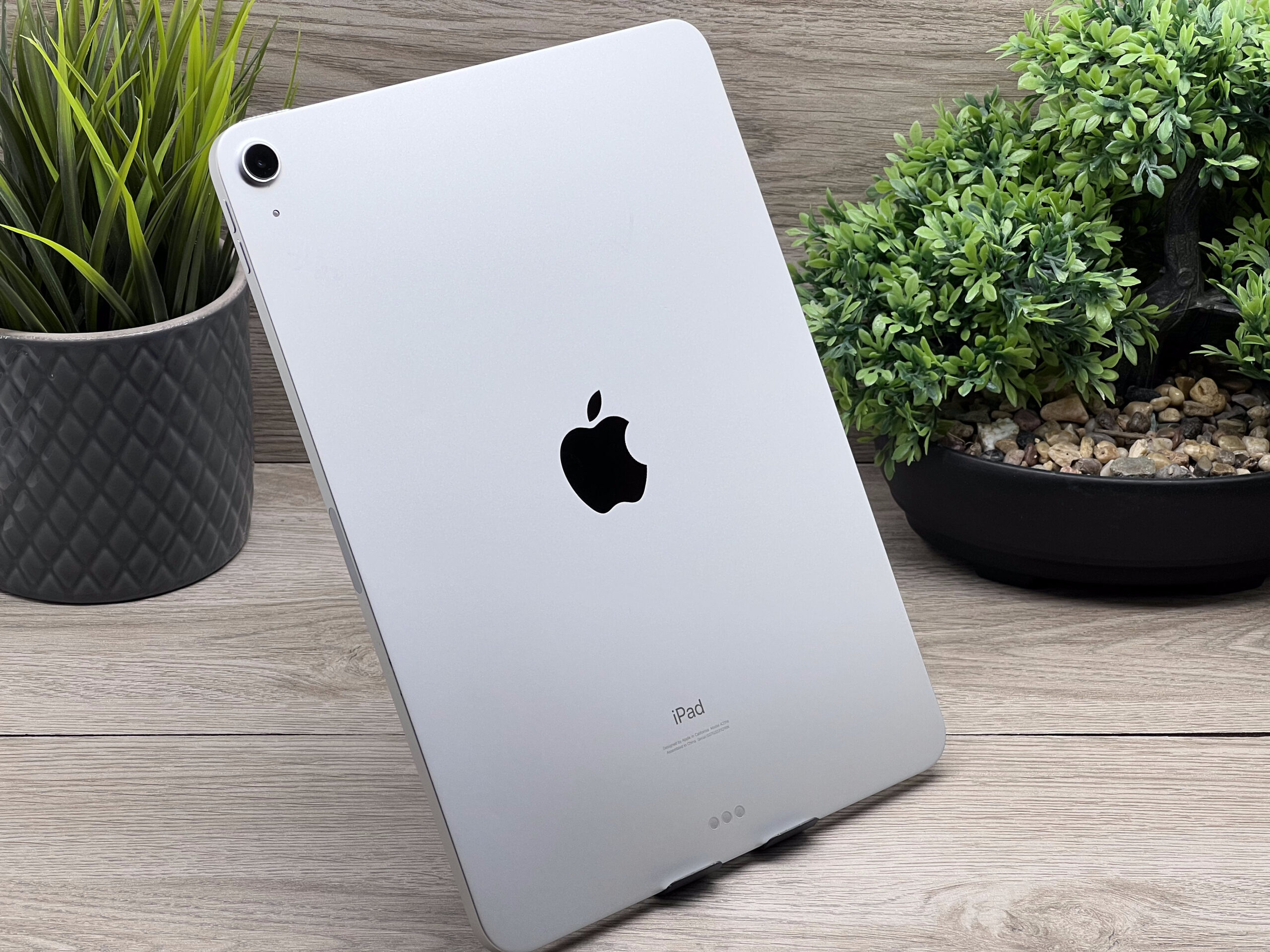 Hibátlan iPad Air 4th Silver 64GB 2 ÉV Garanciával 93%