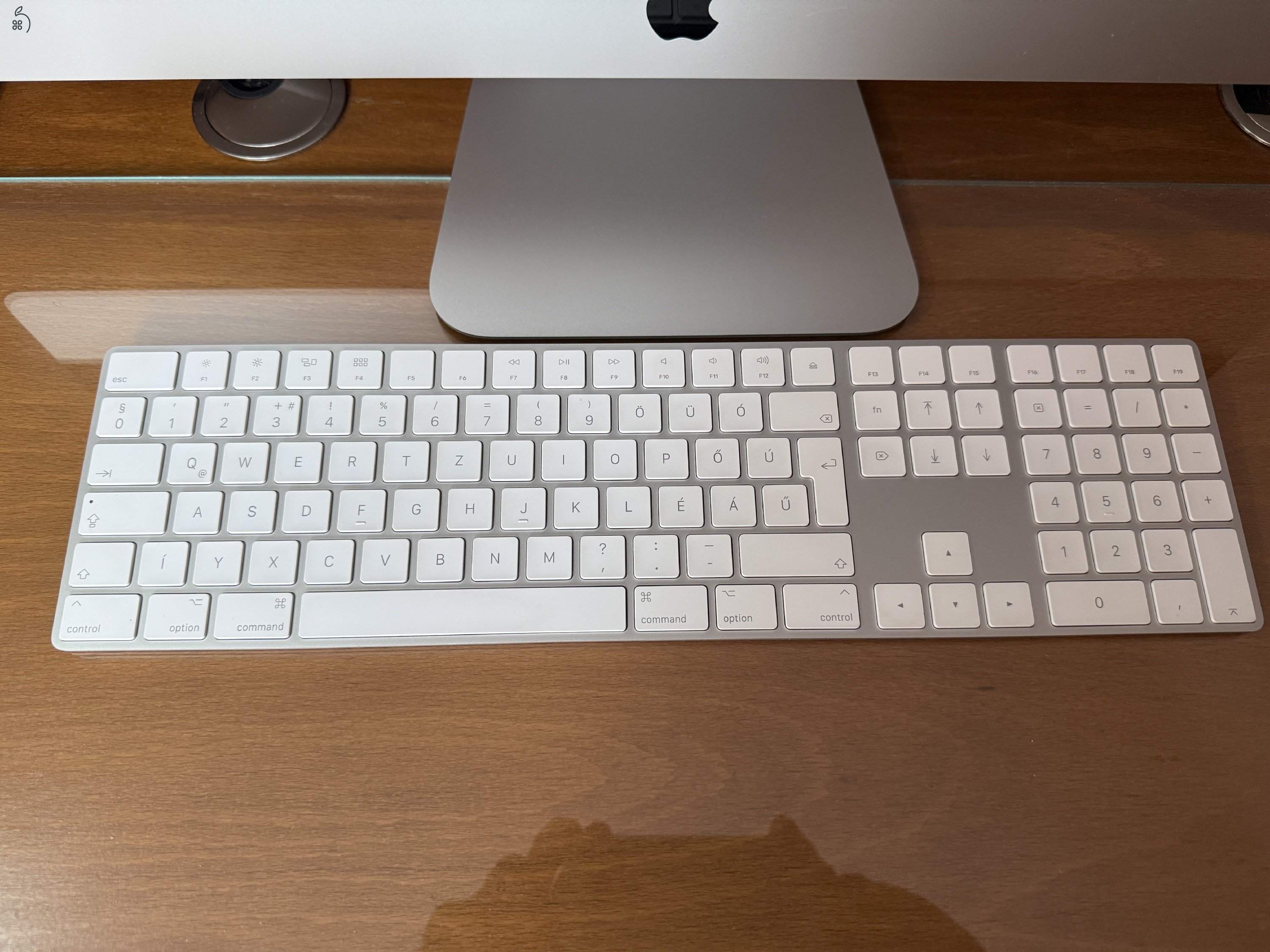 Imac 27 5K Retina 2020 i5 + magic keyboard+magic mouse