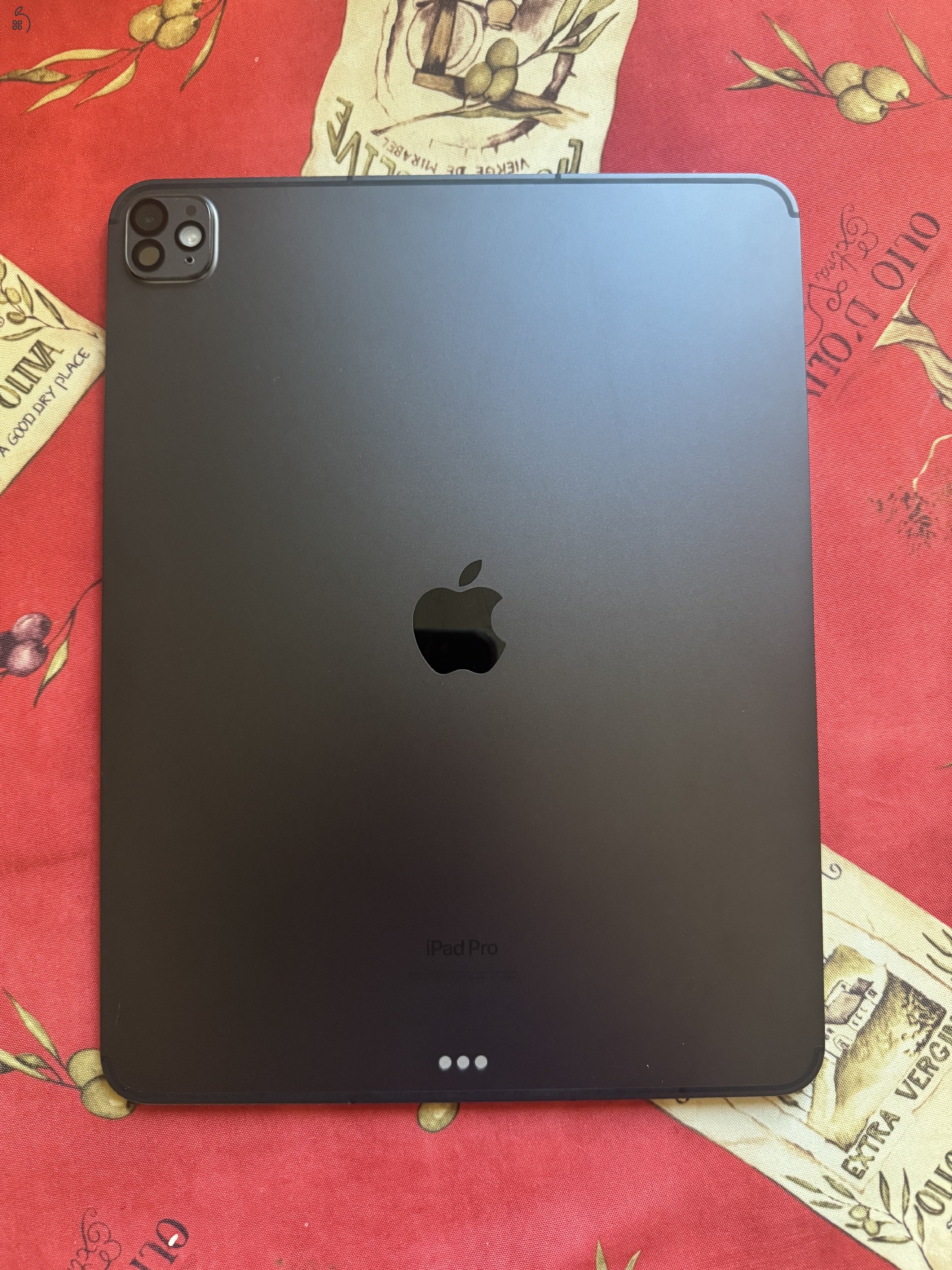 Apple iPad Pro 13” ( M4 )Wi-Fi + 5G 512 GB eladó