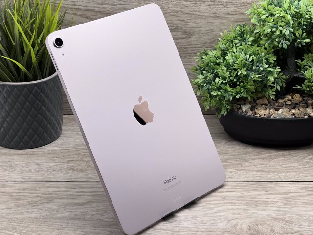 iPad Air 5th Pink 64GB 2 ÉV Garanciával 99%