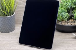 Hibátlan iPad Air 6th Purple 128GB 2 ÉV Garanciával 94%