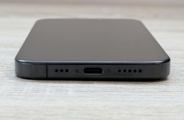 Újszerű, garanciális iPhone 16 Pro 128GB fekete titán mobiltelefon