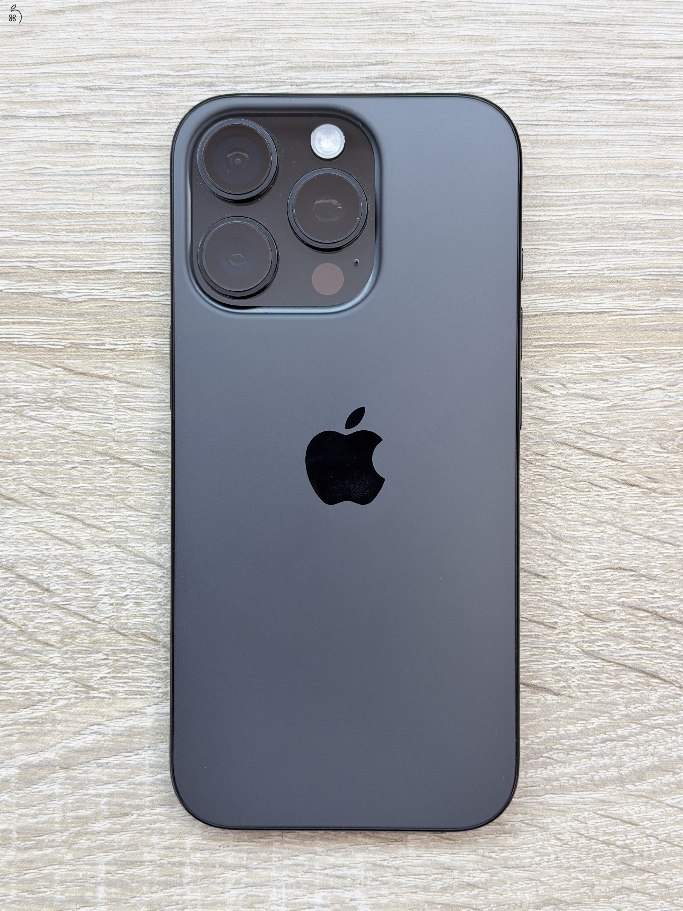 Újszerű, garanciális iPhone 16 Pro 128GB fekete titán mobiltelefon
