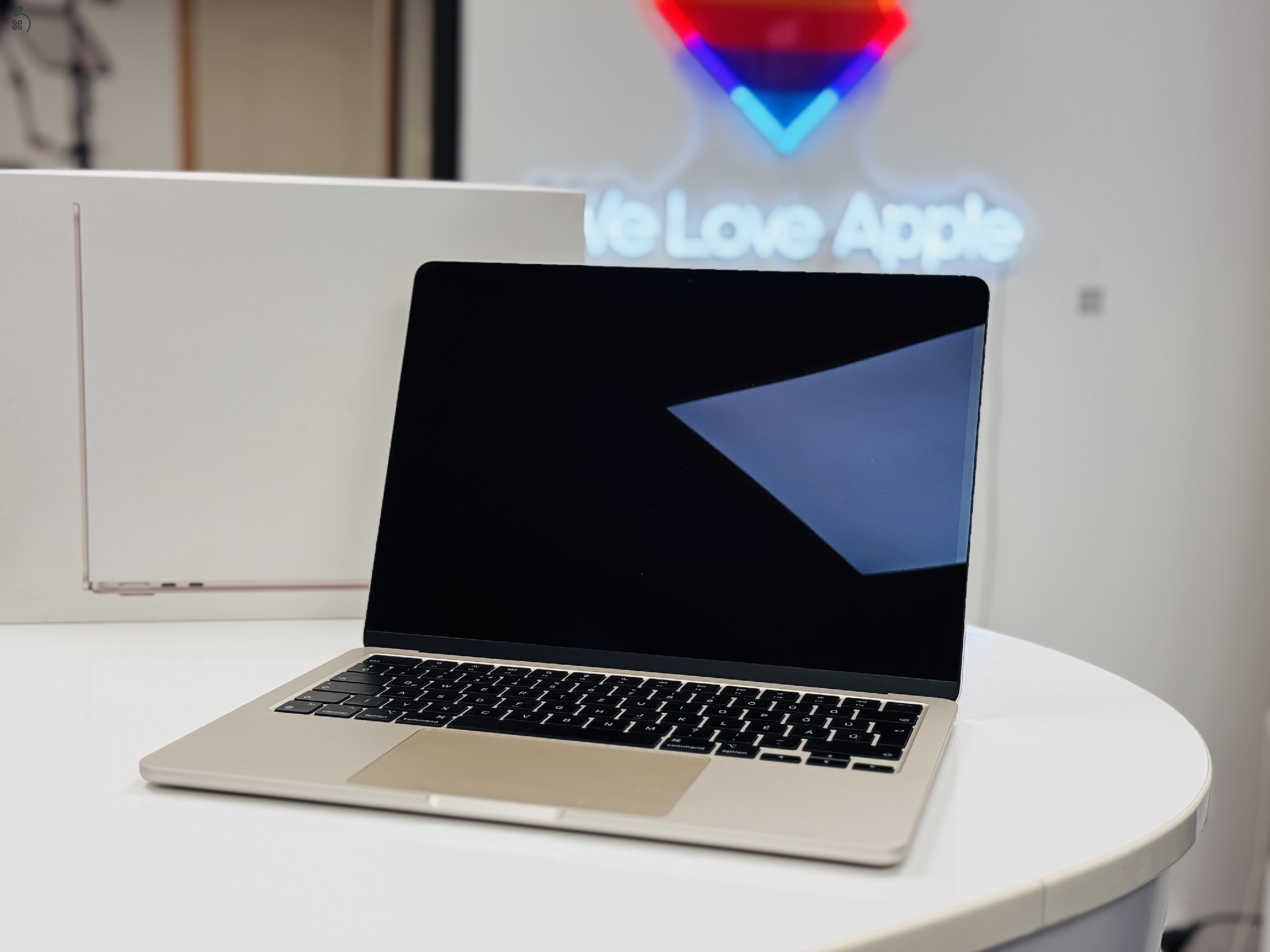 MacBook Air M2 13