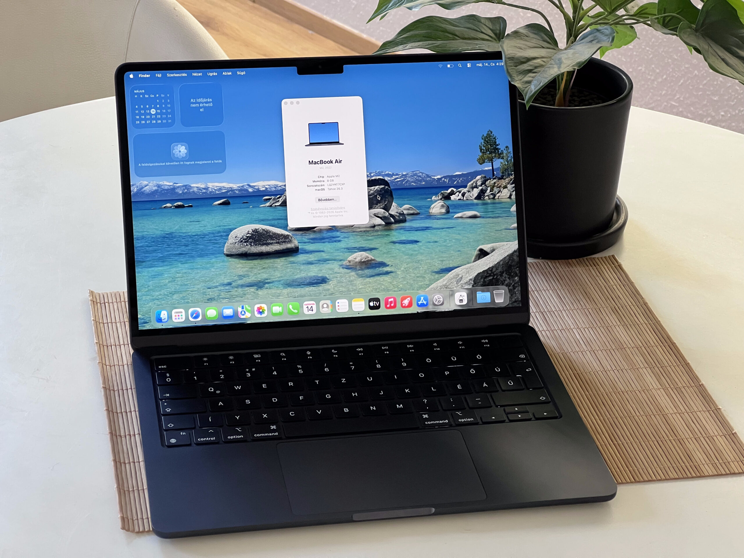 Hibátlan MacBook Air 2022 M2 Midnight 13” 256GB 8GB 2 ÉV Garanciával 96%