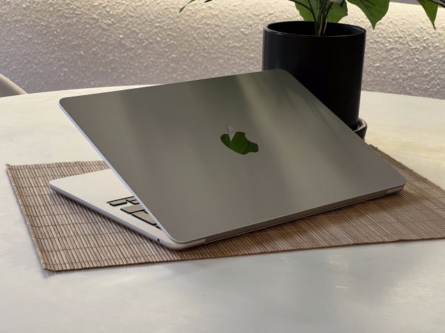 Hibátlan MacBook Air 2022 M2 Starlight 13” 256GB 2 ÉV Garanciával 91%
