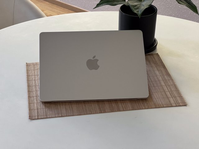 Hibátlan MacBook Air 2022 M2 Starlight 13” 256GB 2 ÉV Garanciával 91%