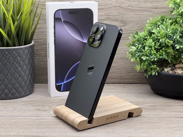 Hibátlan iPhone 16 Pro Max Black Titanium 256GB 2 ÉV Garanciával 91%