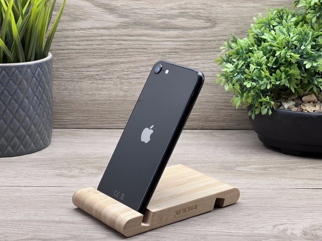 iPhone SE 2020 Black 64GB 2 ÉV Garanciával