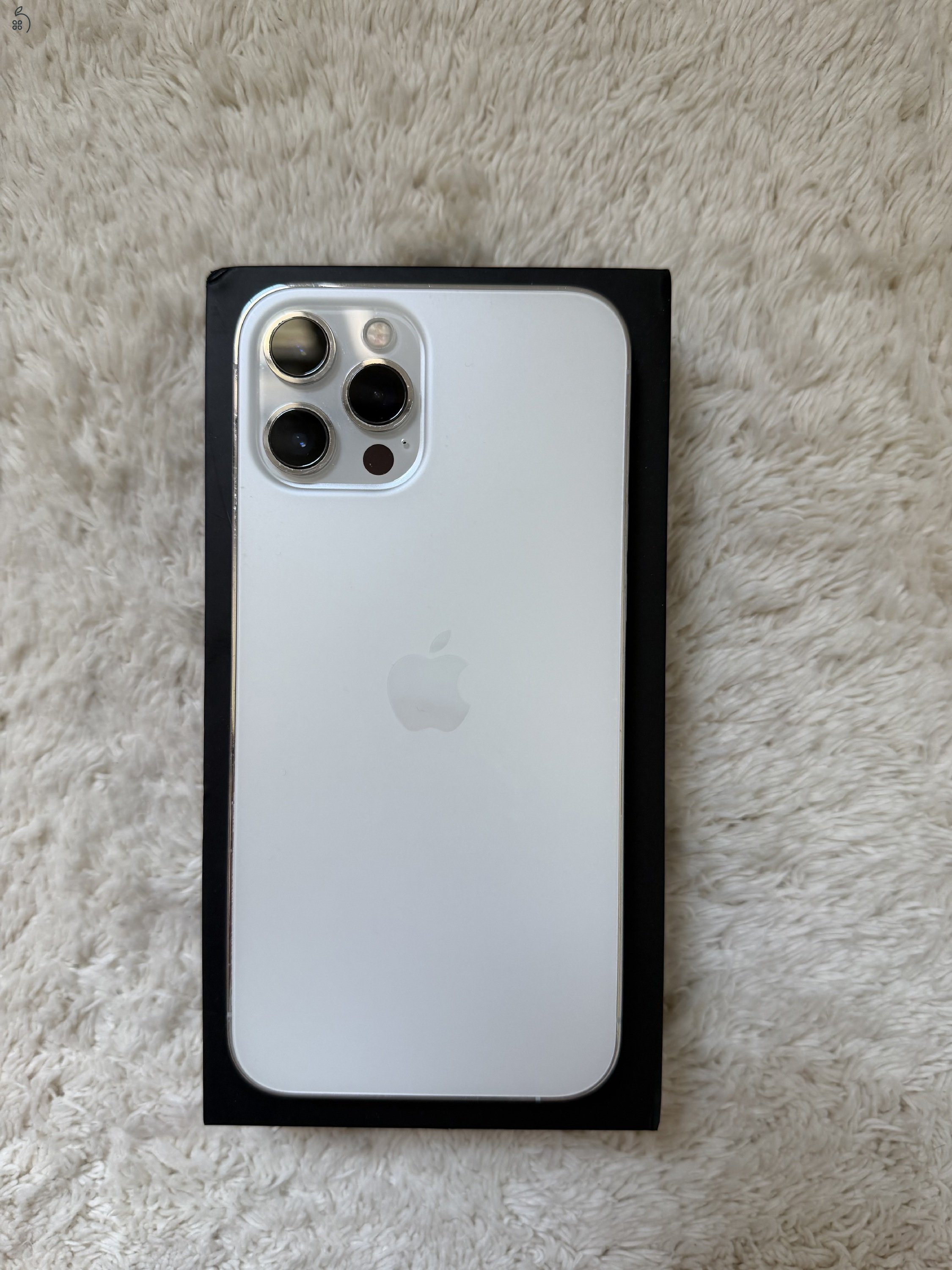 Iphone 12 pro max silver