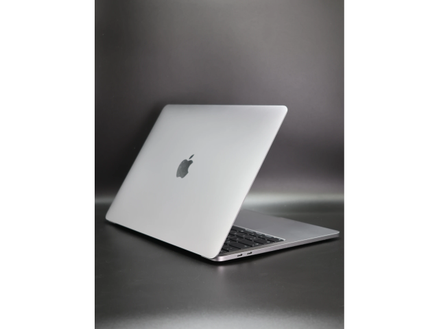 Apple MacBook Pro 13″ Touch Bar 2020 i5 512 GB Silver 81% akku - 12 HÓ GARANCIA